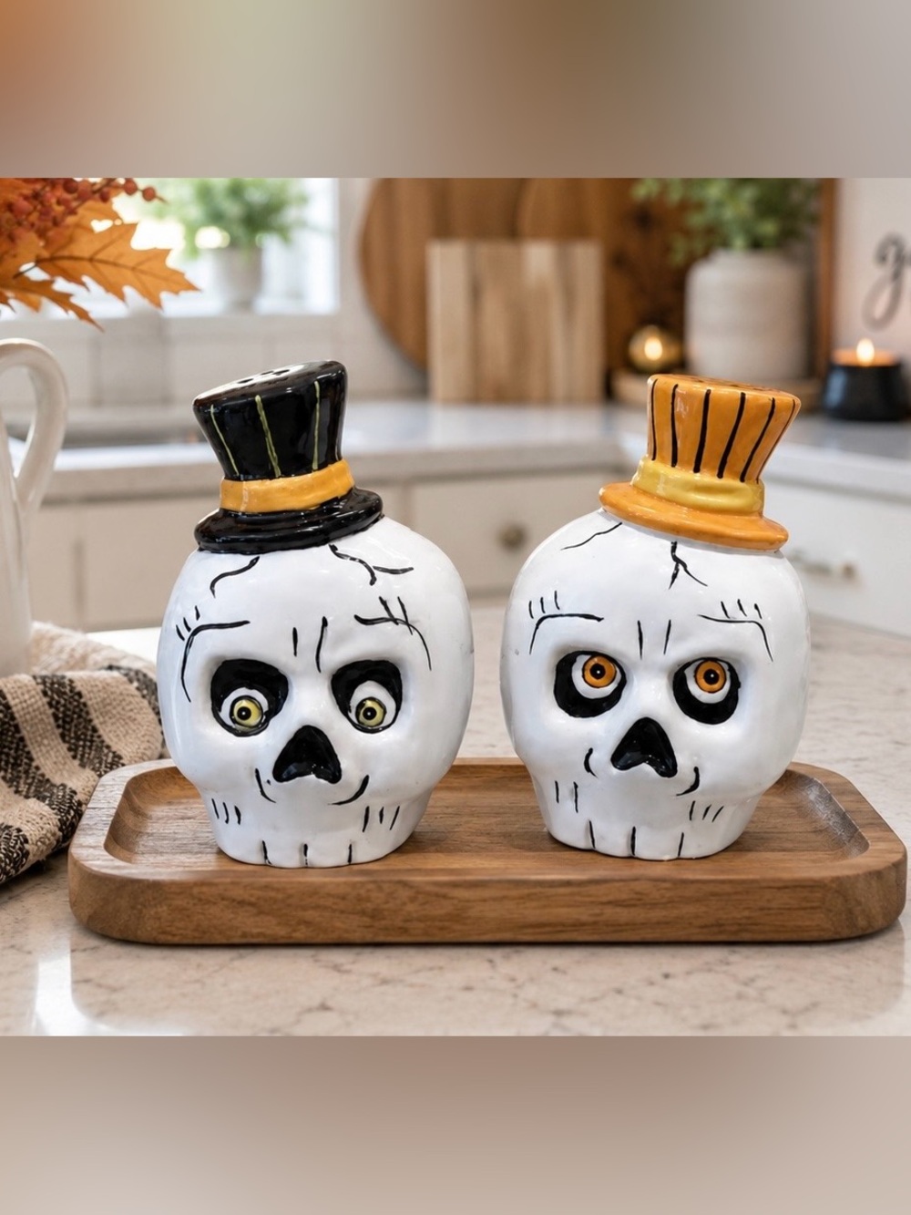 🎃 Transpac Ceramic Halloween Skull Salt & Pepper Shaker Set